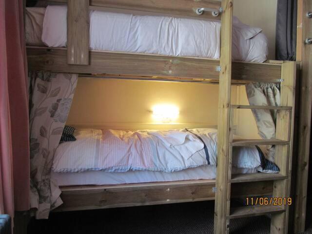 Les Fleurs Accommodation Дувр Екстер'єр фото