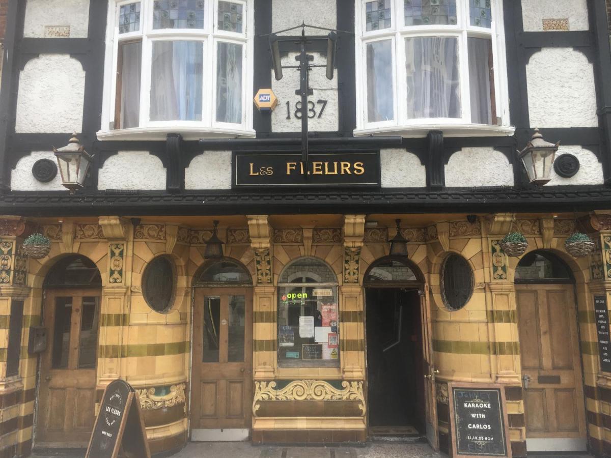 Les Fleurs Accommodation Дувр Екстер'єр фото